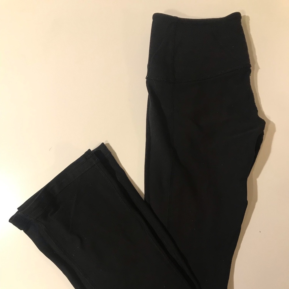 Black Ivivva Yoga Pants